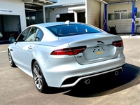 ジャガー XE Rダイナミック SE P250_RHD(AT_2.0)