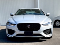 ジャガー XE Rダイナミック SE P250_RHD(AT_2.0)