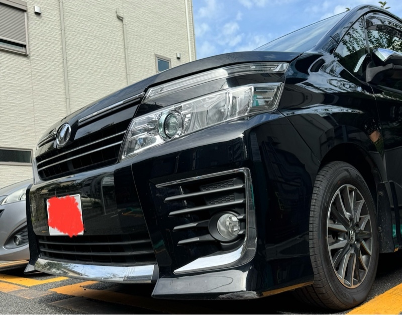 トヨタ ヴォクシー ZS“煌”_7人乗り(CVT_2.0)