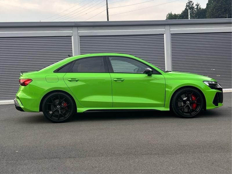 アウディ RS3 （セダン） RS3 セダン_RHD_4WD(AT_2.5)