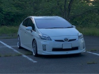 トヨタ プリウス S(CVT_1.8)