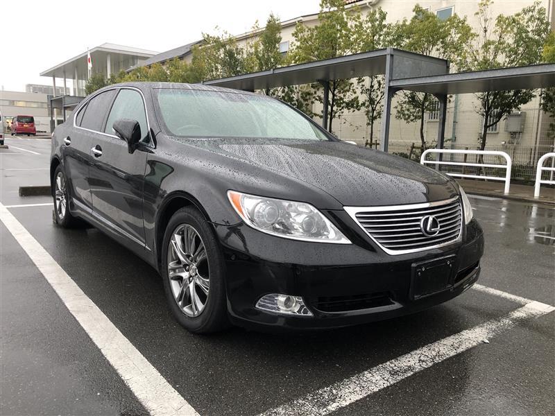 レクサス LS 460”version U” Iパッケージ(AT_4.6)