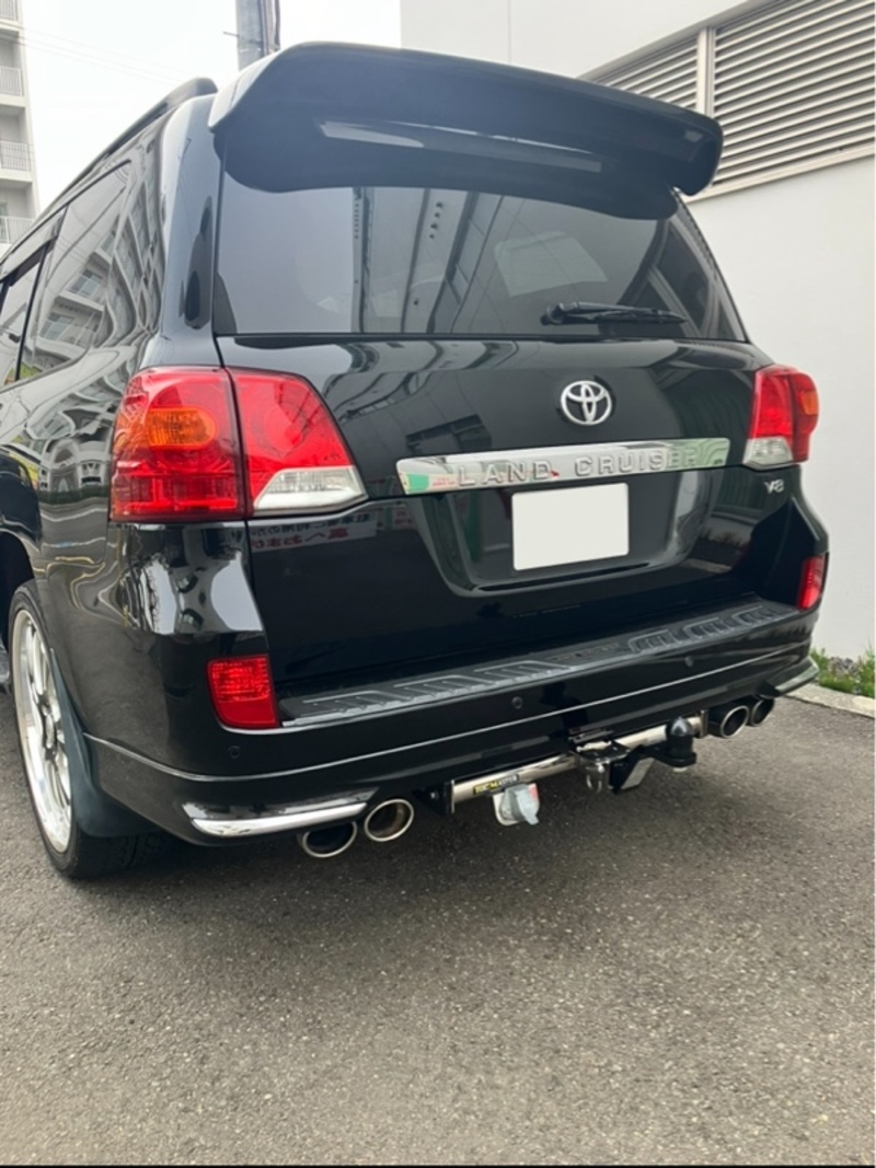 トヨタ ランドクルーザー200 AX“Gセレクション”_8人乗り_4WD (AT_4.6)