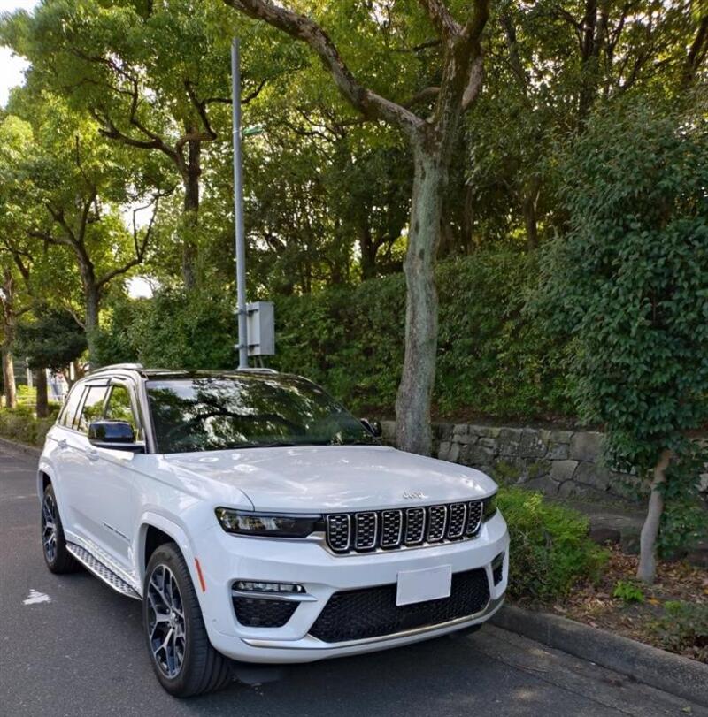 ジープ グランドチェロキー プラグインハイブリッド サミットリザーブ 4xe_RHD_4WD(AT_2.0)