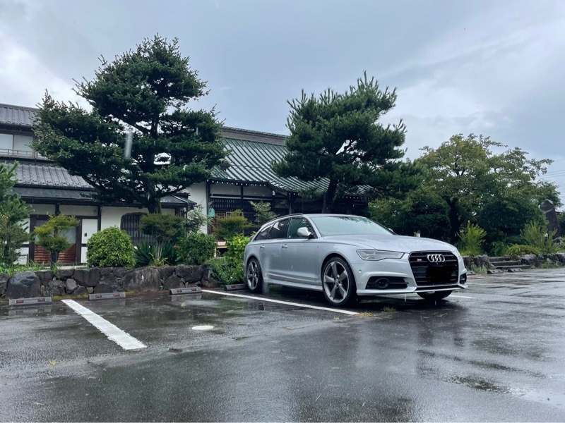 アウディ S6 アバント (ワゴン) S6 アバント_RHD_4WD(AT_4.0)