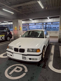 BMW 3シリーズ セダン