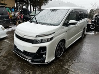 トヨタ ヴォクシー ZS“G’s”_7人乗り(CVT_2.0)