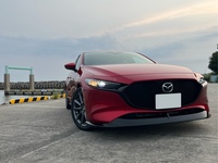 マツダ MAZDA3 ファストバック