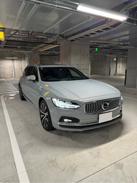 ボルボ V90 アルティメット B5_RHD(DCT_2.0)