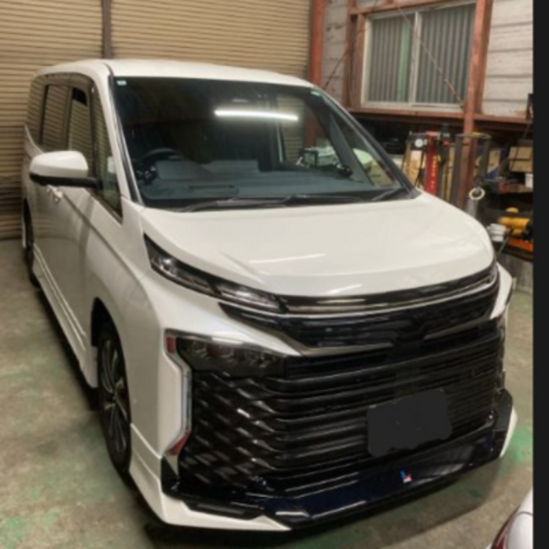 トヨタ ヴォクシー ハイブリッド
