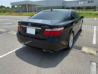 レクサス LS 460L_セパレートシート(AT_4.6)