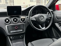 メルセデス・ベンツ Aクラス A180_RHD(DCT_1.6)