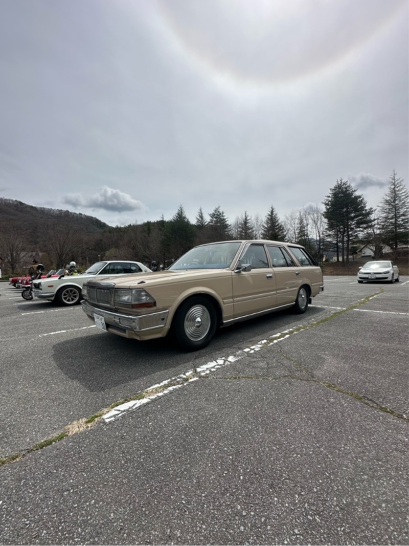 日産 セドリックワゴン 28D_6カスタムDX(AT_2.8ディーゼル)