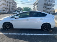 トヨタ プリウス S“ツーリングセレクション”(CVT_1.8)