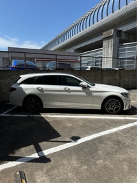 メルセデス・ベンツ Cクラス ステーションワゴン C220d ステーションワゴン アバンギャルド_RHD(AT_2.0)