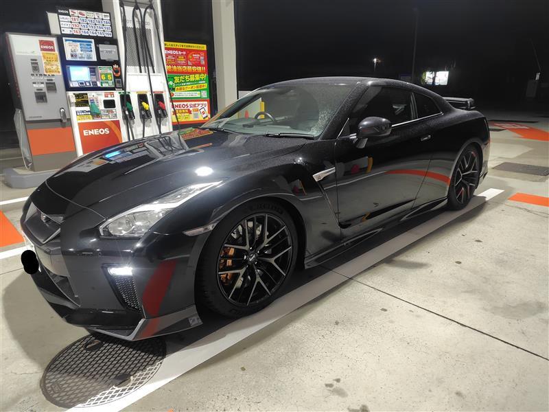 日産 NISSAN GT-R ピュアエディション_4WD(DCT_3.8)