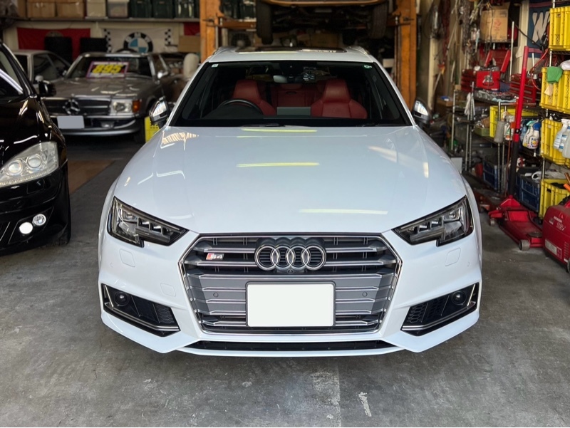 アウディ S4 アバント (ワゴン) アバント_RHD_4WD(AT_3.0)