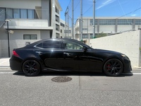 レクサス ISハイブリッド 300h“バージョンL”(CVT_2.5)