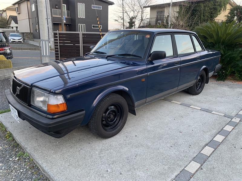 ボルボ 240 セダン