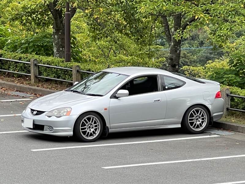 ホンダ インテグラ iS(MT)