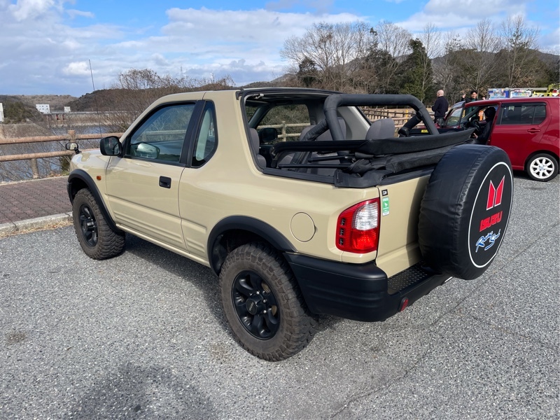 いすゞ ミュー オープントップ_4WD(AT_3.2)