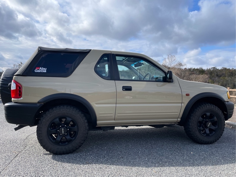 いすゞ ミュー オープントップ_4WD(AT_3.2)