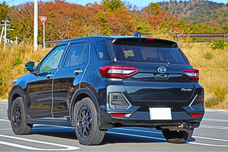 ダイハツ ロッキー プレミアムG(CVT_1.2)