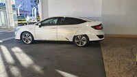 ホンダ クラリティPHEV EX(CVT_1.5)