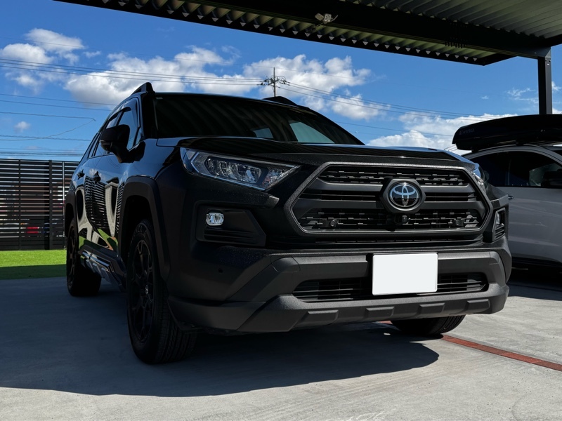 トヨタ RAV4 アドベンチャー“オフロードパッケージ II”_4WD(CVT_2.0)