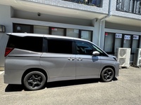 トヨタ ノア ハイブリッド S-G_7人乗り_E-Four(CVT_1.8_ハイブリッド)