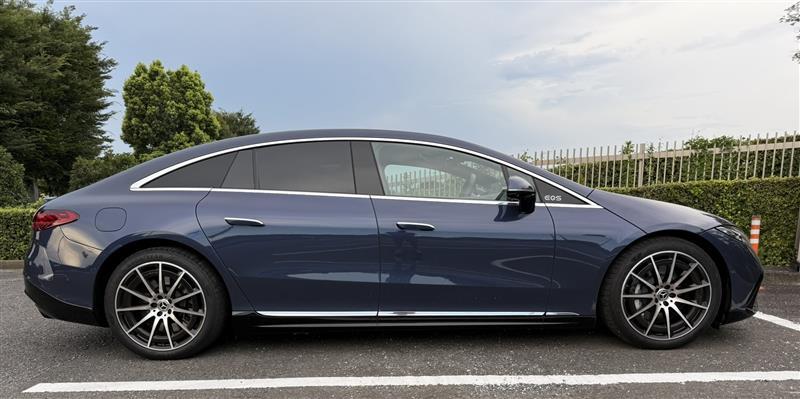 メルセデス・ベンツ EQS EQS450＋_RHD【MP202302】