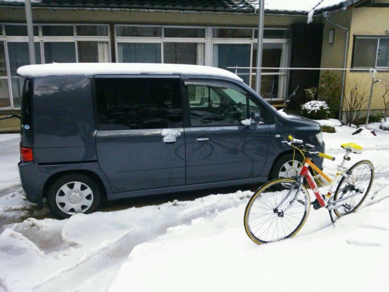 ホンダ モビリオスパイク AU（CVT_1.5）