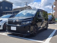 トヨタ ヴォクシー ハイブリッド ハイブリッド V_7人乗り(CVT_1.8)