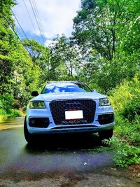 アウディ Q5 2.0 TFSI クワトロ Sライン コンペティションプラス_RHD_4WD(AT_2.0)