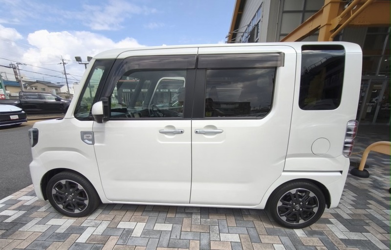 トヨタ ピクシスメガ Gターボ“SA III”レジャーエディション“SA III”(CVT_0.66)
