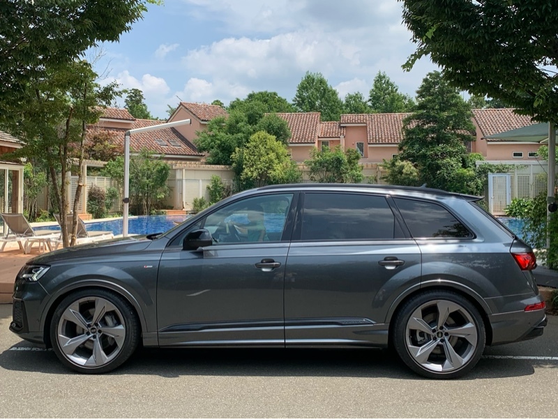 アウディ Q7 Q7 50 TDI クワトロ Sライン_RHD_4WD(ティプトロニック_3.0)