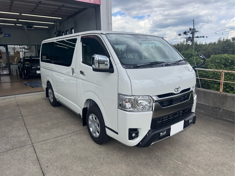 トヨタ ハイエースバン スーパーGL“ダークプライムS”ロング・標準ボディ・標準ルーフ・標準フロア_5人乗り_5ドア_4WD(ECT_2.8_ディーゼル)