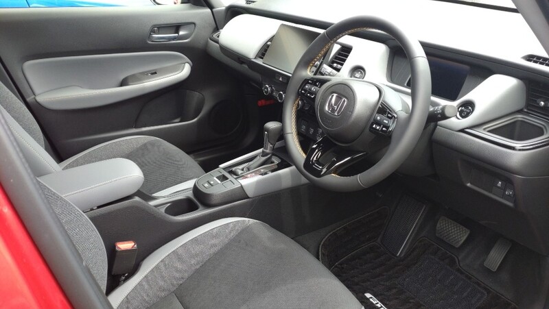 ホンダ フィットハイブリッド e：HEV RS(CVT_1.5)