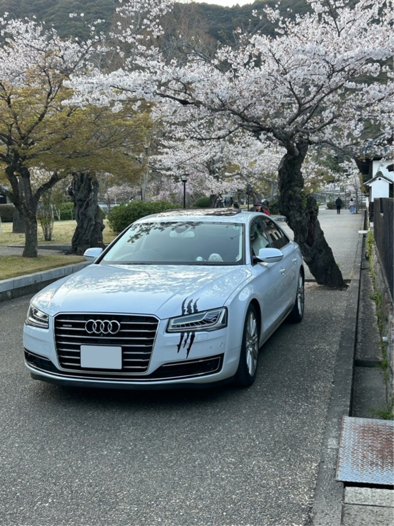 アウディ A8 4.0 TFSI クワトロ スポーツエディション_RHD_4WD(AT_4.0)