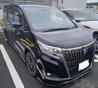 トヨタ エスクァイア ハイブリッド ハイブリッド Gi“プレミアムパッケージ・ブラックテーラード”_7人乗り(CVT_1.8)