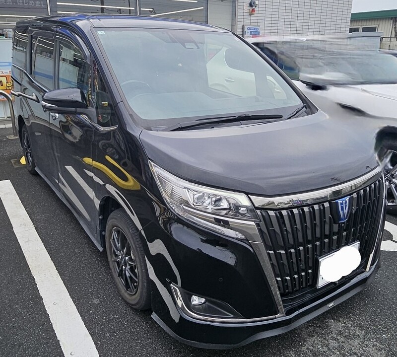 トヨタ エスクァイア ハイブリッド ハイブリッド Gi“プレミアムパッケージ・ブラックテーラード”_7人乗り(CVT_1.8)