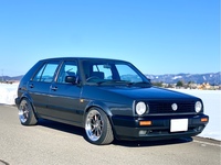 フォルクスワーゲン ゴルフ (ハッチバック) GLi_RHD(5ドア_AT_1.8)