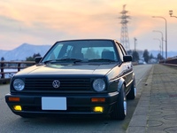 フォルクスワーゲン ゴルフ (ハッチバック) GLi_RHD(5ドア_AT_1.8)