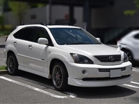 トヨタ ハリアーハイブリッド ハイブリッド“Lパッケージ”_4WD(CVT3.3)
