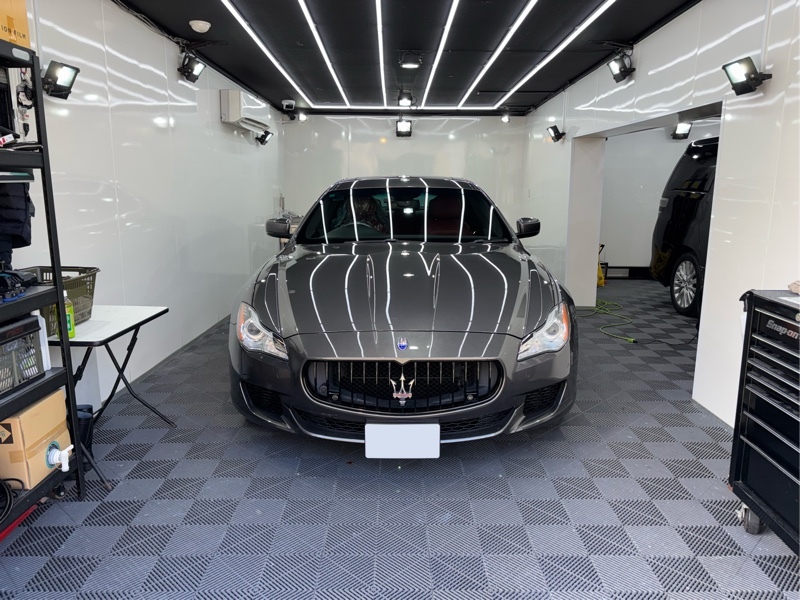 マセラティ クアトロポルテ クアトロポルテ GTS_LHD(AT_3.8)