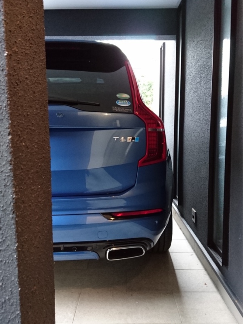 ボルボ XC90 T6 AWD Rデザイン_RHD_AWD(AT_2.0)