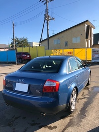 アウディ A4 （セダン） 1.8T クワトロ_RHD_4WD(AT_1.8)