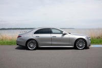メルセデス・ベンツ Sクラス S500 4マチック(ISG搭載モデル)_RHD_4WD(AT_3.0)
