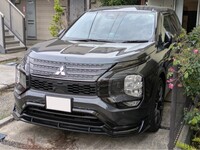 三菱 アウトランダーPHEV G_5人乗り_4WD(2.4)