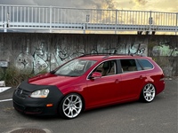 フォルクスワーゲン ゴルフ ヴァリアント 2.0TSI スポーツライン_RHD(DSG_2.0)